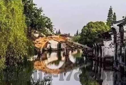 2018秋霞伦理免费观看视频-2018秋霞伦理视频，网络伦理的灰色地带与反思